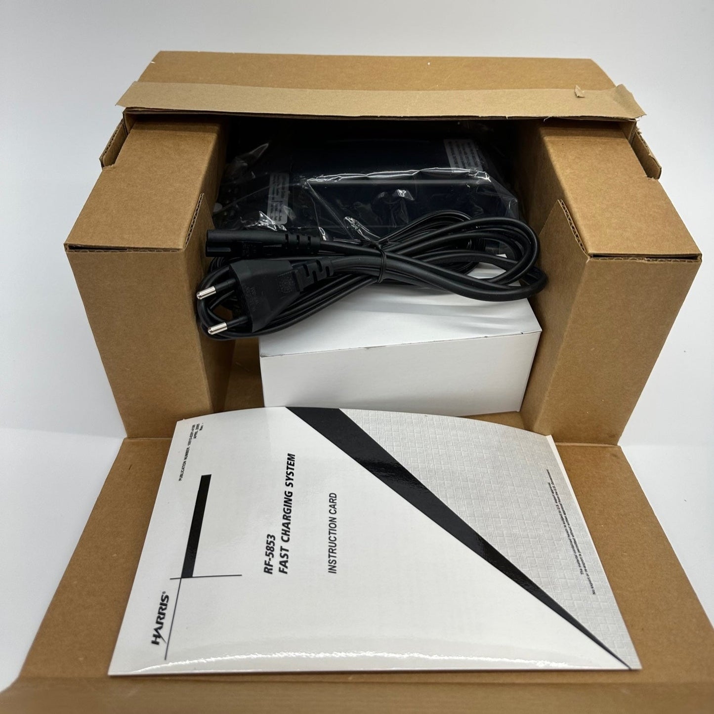 Harris RF-5853 Charger (PRC152)